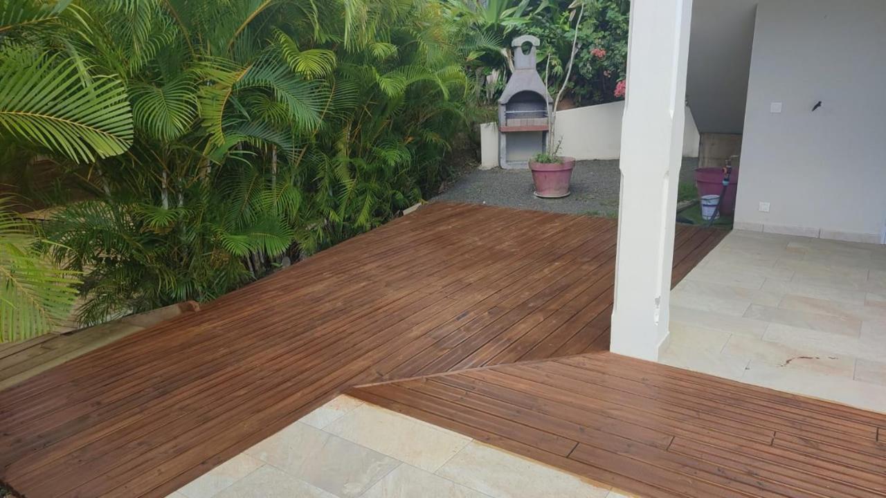 Villa Ecrin De Nature Sainte-Rose Ngoại thất bức ảnh